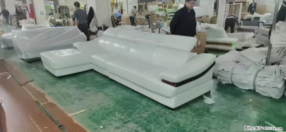 【大厂仿真皮沙发】实木框架,高回弹海绵45密度。全新包装,质量非常好,3.6米右贵妃 - 各类家具 - 居家生活 - 亳州分类信息 - 亳州28生活网 bozhou.28life.com