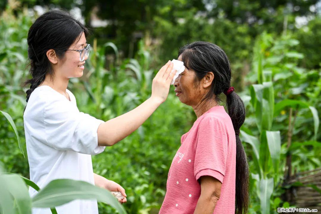 全网追的“扁担女孩”，找了一份暑假工，时薪12元 - 亳州生活资讯 - 亳州28生活网 bozhou.28life.com